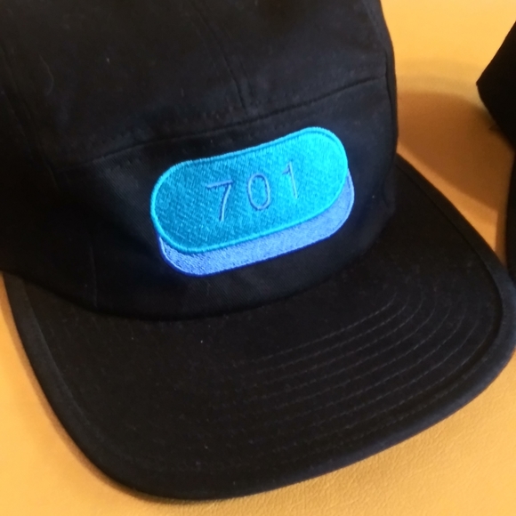 The classic Snapback + 701 hat - Picture 2 of 7